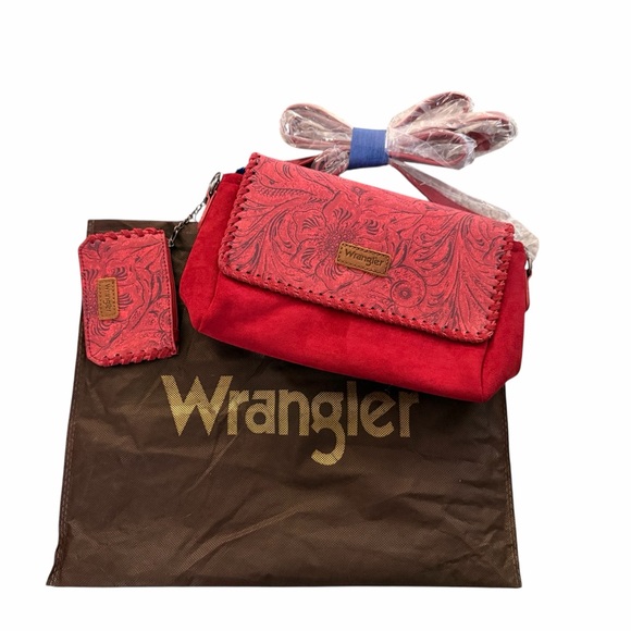 Wrangler Handbags - Wrangler Red and Brown Women's Clutch Set